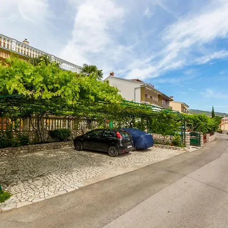 Appartement Dragiza *