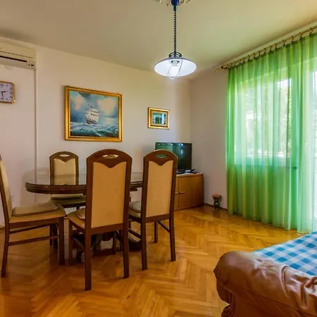 Dragiza Apartment